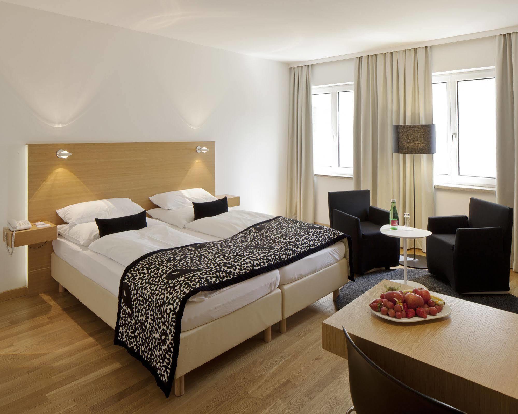 Hotel Ploberger Вельс Экстерьер фото
