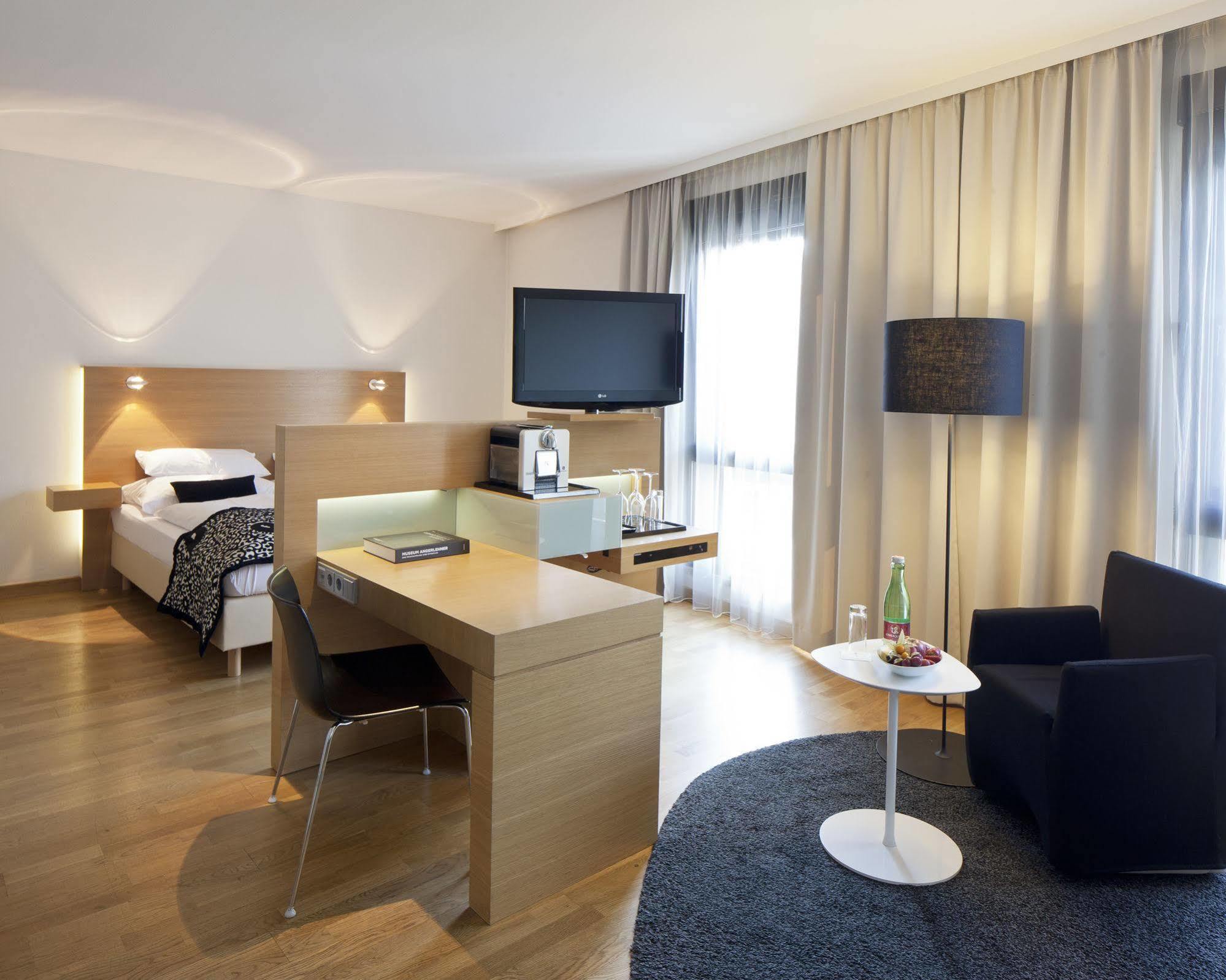 Hotel Ploberger Вельс Экстерьер фото
