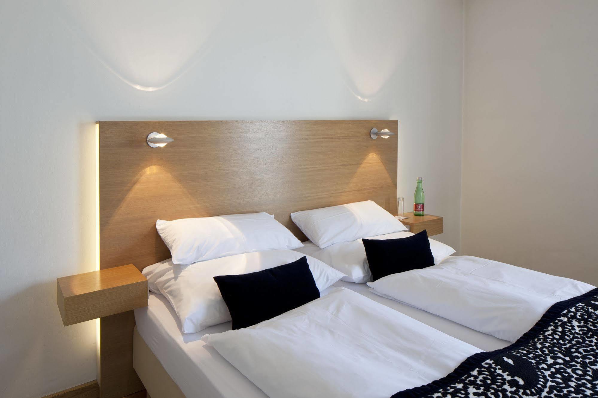 Hotel Ploberger Вельс Экстерьер фото